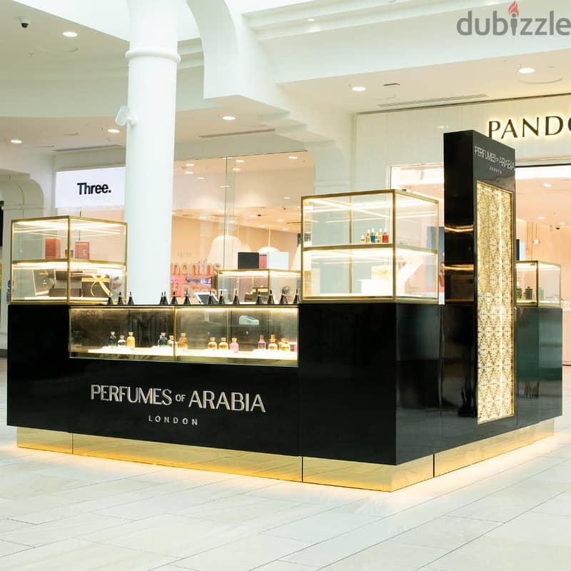 FASHION & BEAUTY INTERIOR 7
