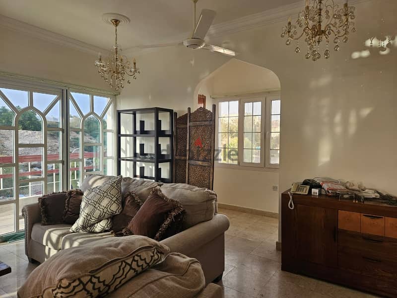 RSQA8983-Fully furnished three bedroom apartment, Shatti Al Qurum 1