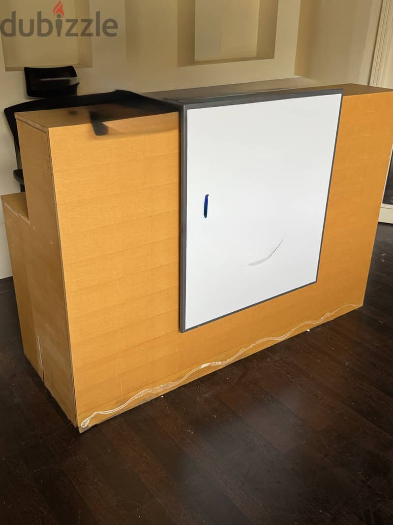 Countertop table and 4 chairs 1