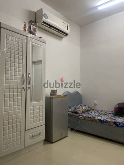 Room For Rent