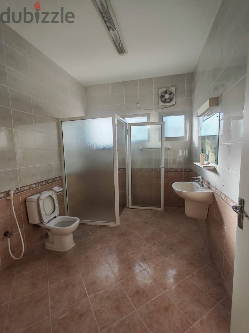 5+2 Bhk Standalone Villa for Rent in Qurum – Prime Location 7