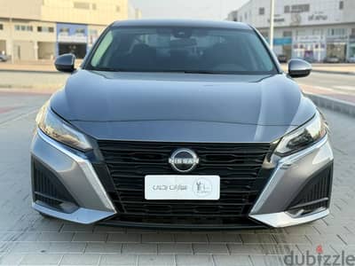Nissan Altima 2023