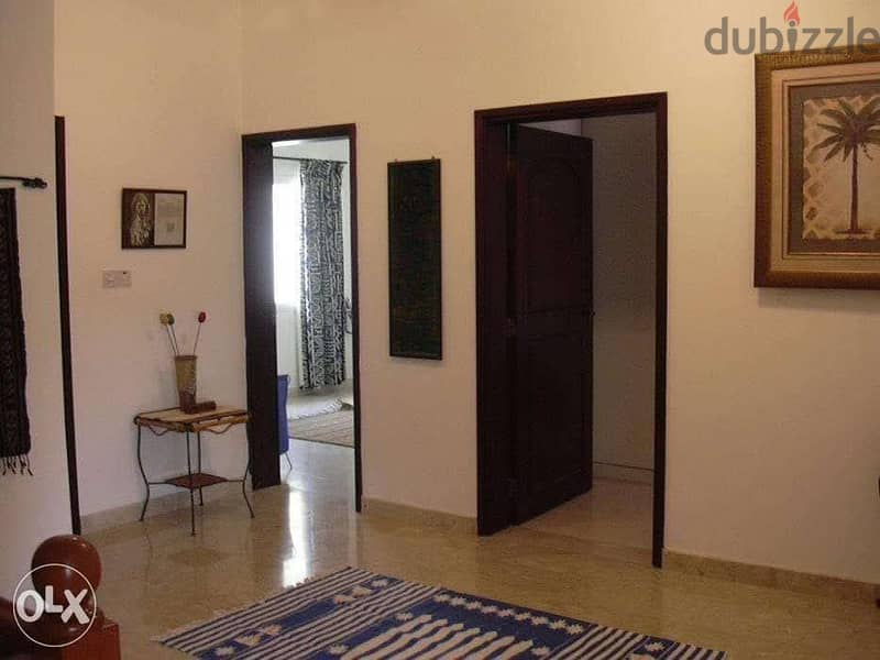 Single Room Qurm 8