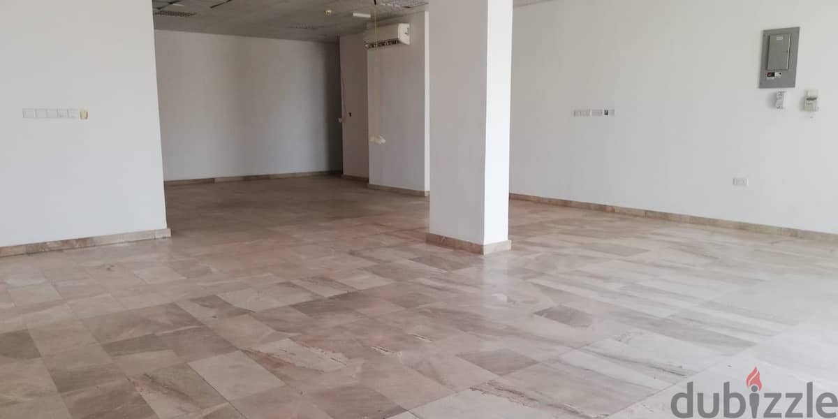 100 sqm shop in almarat (B7883) 4