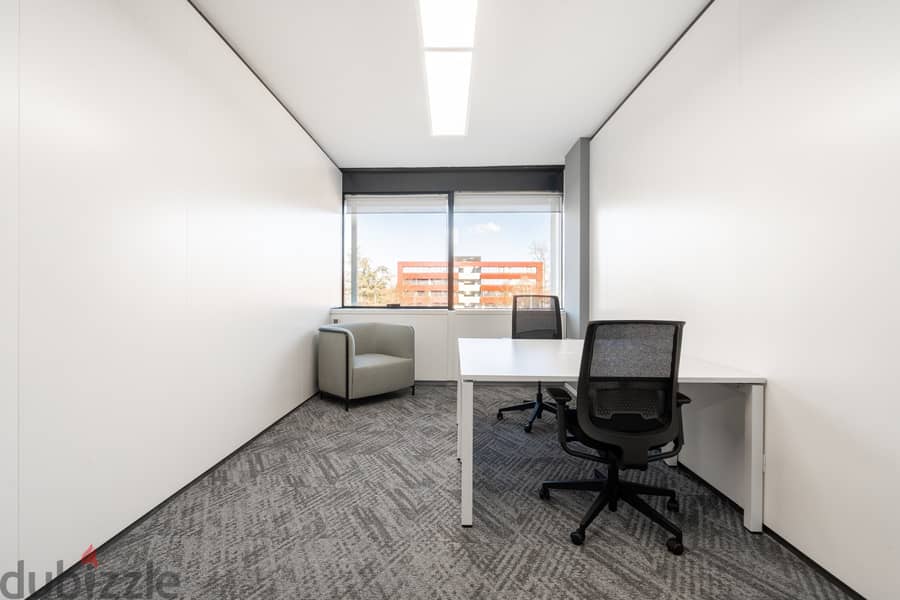 Private office space for 1 person in MUSCAT, Al Mawaleh 6