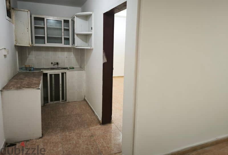 1Bed Room apartment with attached washroom, hall, kitchen 130 OMR/m 1