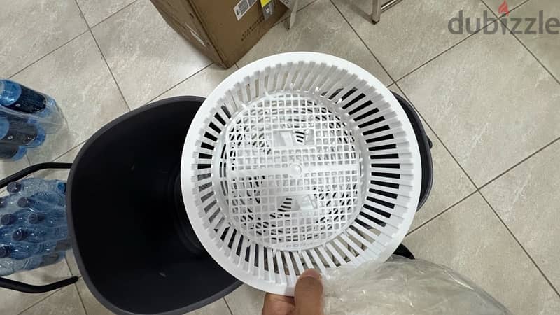 Used Midea Twin-Tub Washing Machine – Clean & Hygienic for Daily Use 5