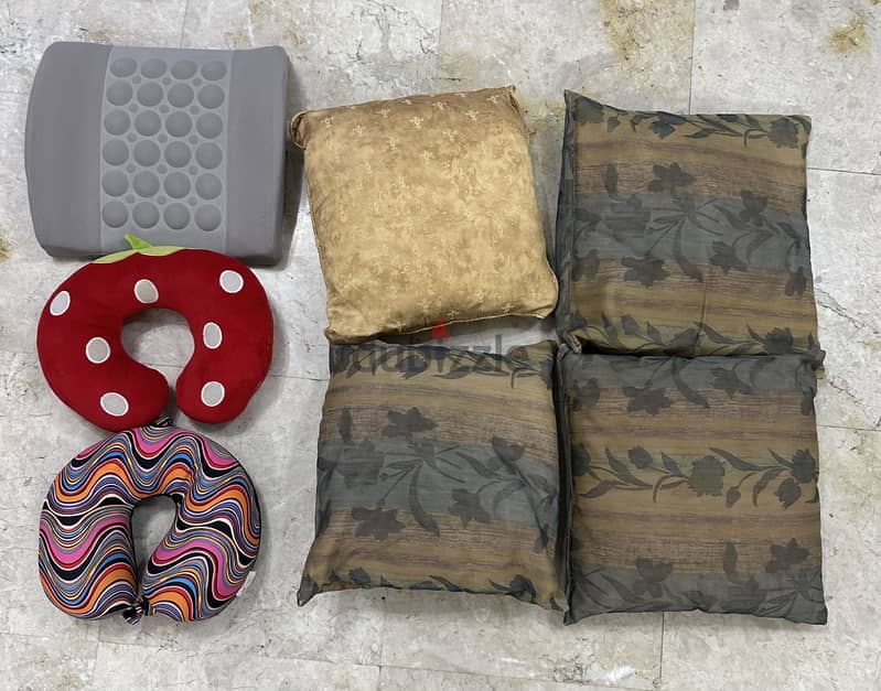 Neck pillows & Cushions 1