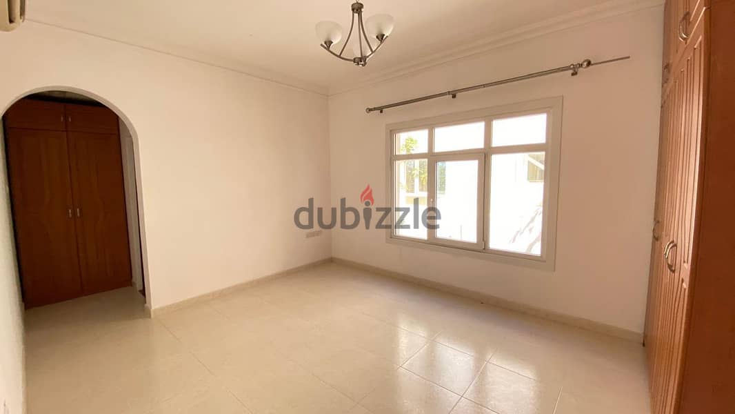 modern  villa near wave spacious house 6