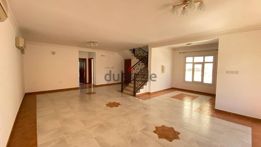 modern  villa near wave spacious house 18