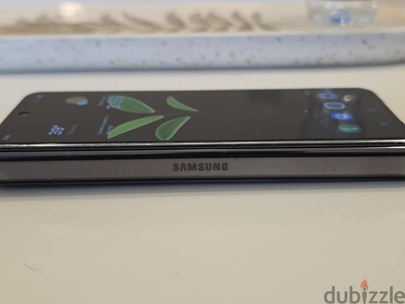 Samsung Z Fold 4 1