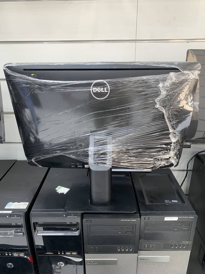 Dell core i7 All in one touch screen 16 gb ram 256 gb ssd 2
