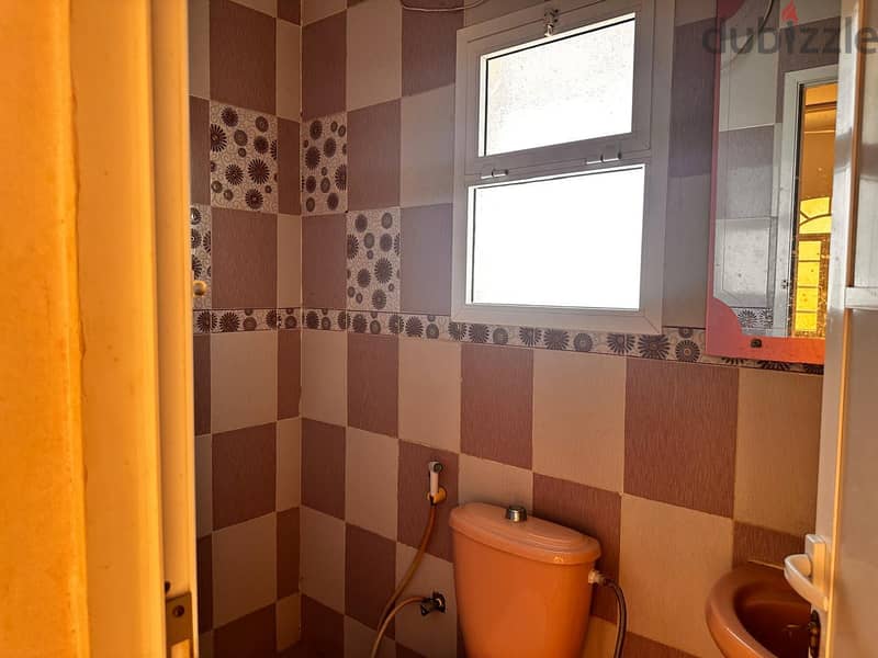 apartments for rent in Al Amarat 2