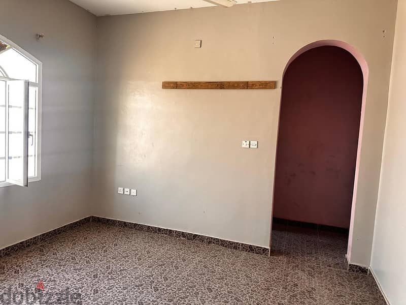 apartments for rent in Al Amarat 9