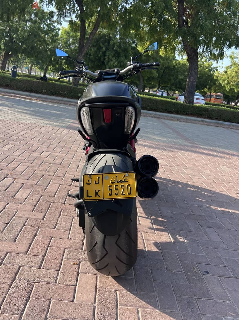 FOR SALE – Ducati Diavel Carbon (2015 Model) 2