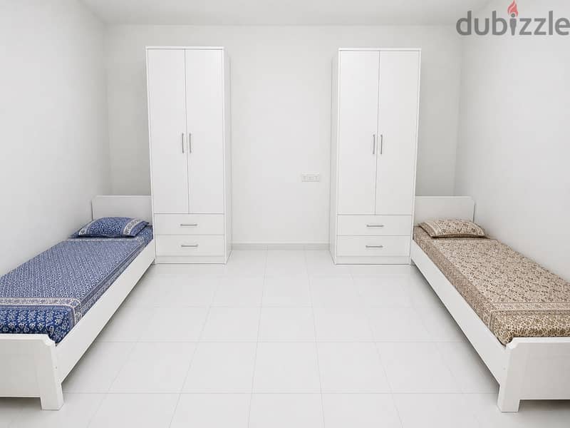Executive bachelors room 1