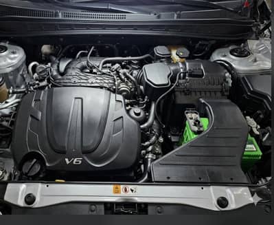 Hyundai Santa Fe 2012 1st option-1st owner(ac not working)