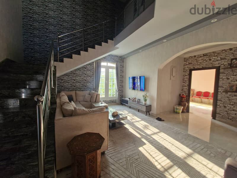 5 BR Well Maintained Spacious Villa – Al Khoud with Outdoor Space 1