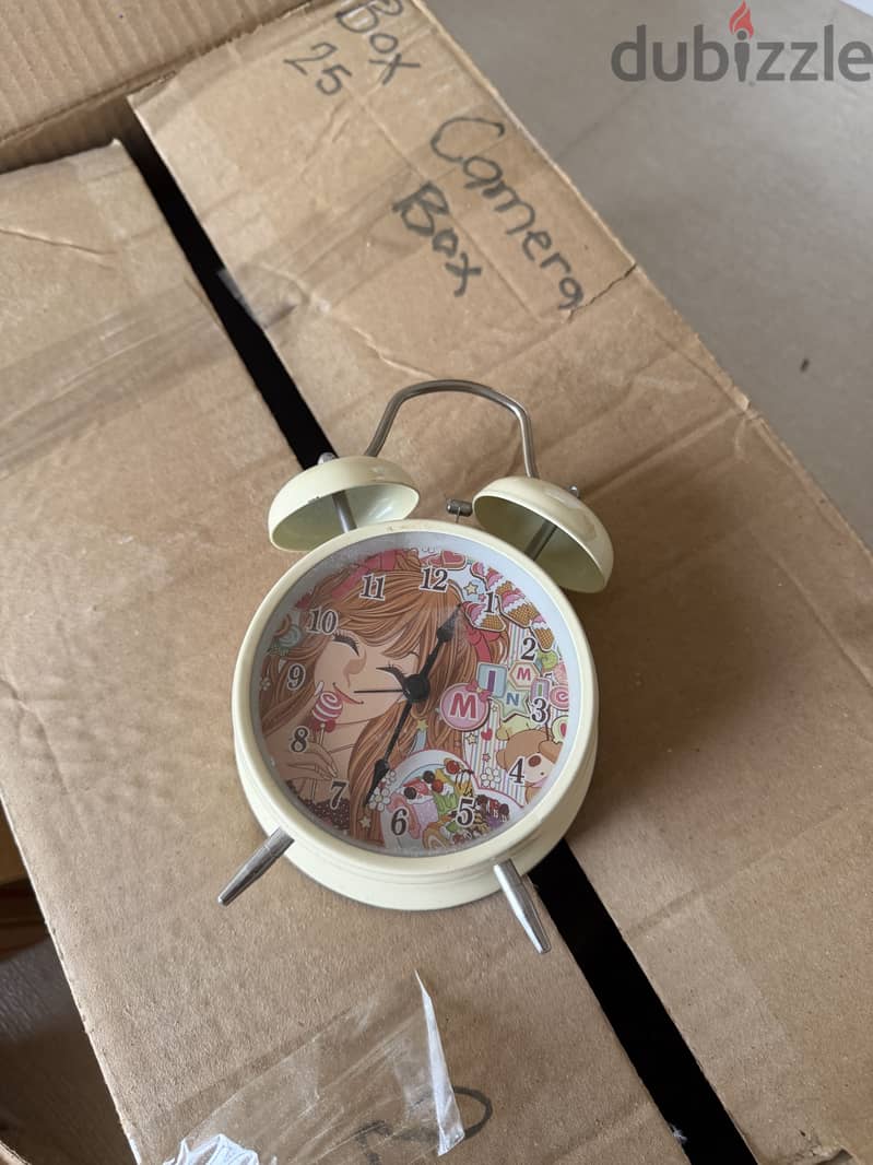 Side table alarm clock 1