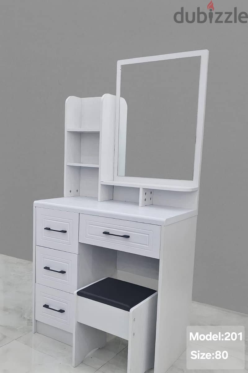 special Offer New dressing table available. all r not same degsin and 4