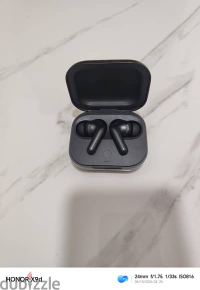 Motorola Buds+ Wireless Earbuds, BOSE.