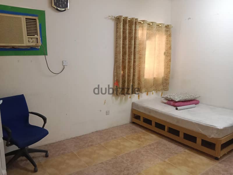 sharing family room available at Wadi Kabir opp Sri Lanka sch 99061741 ...