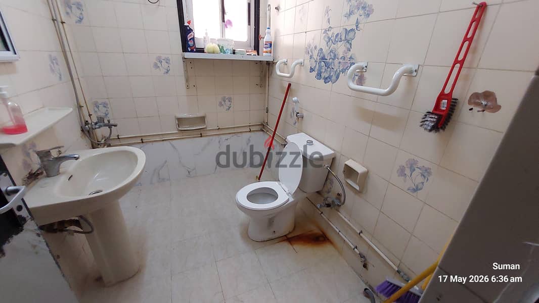 furnished executive  room only omr 90 all included 7