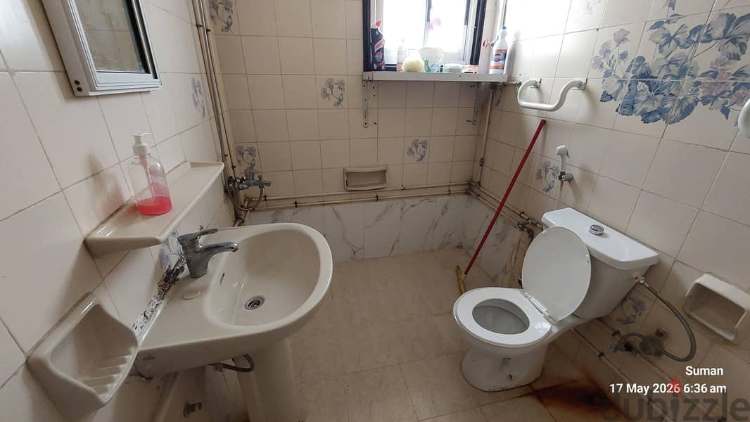 furnished executive  room only omr 90 all included 8