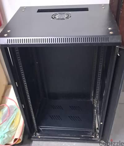 SERVER RACK CABINET
