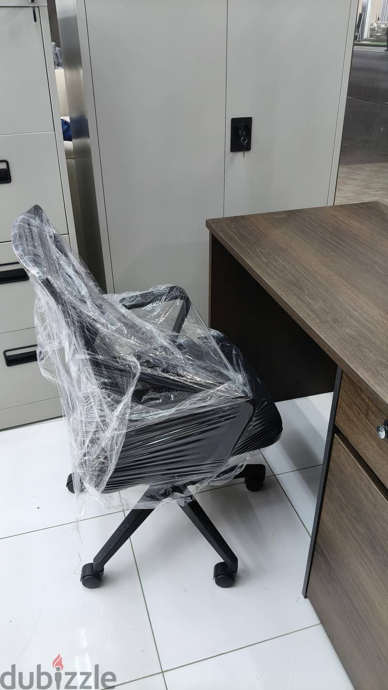 Special Offer New office furniture available. please check deltis 9