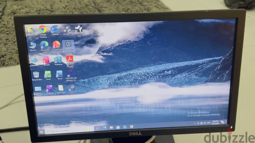 Acer Desktop PC with Del monitor for both 4