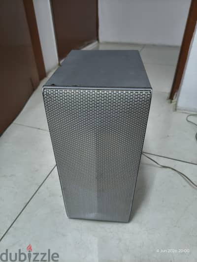sub woofer For home audio.