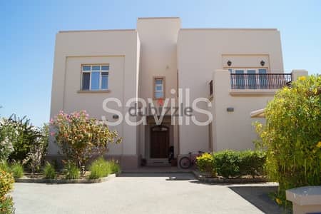SMHV7923-Lake view five bedroom villa, Muscat Hills