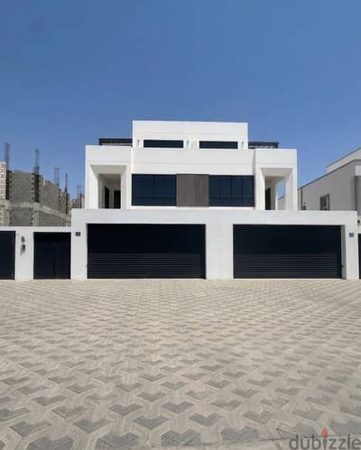 Luxury Villa for Sale in South Mawaleh SR-LA-299