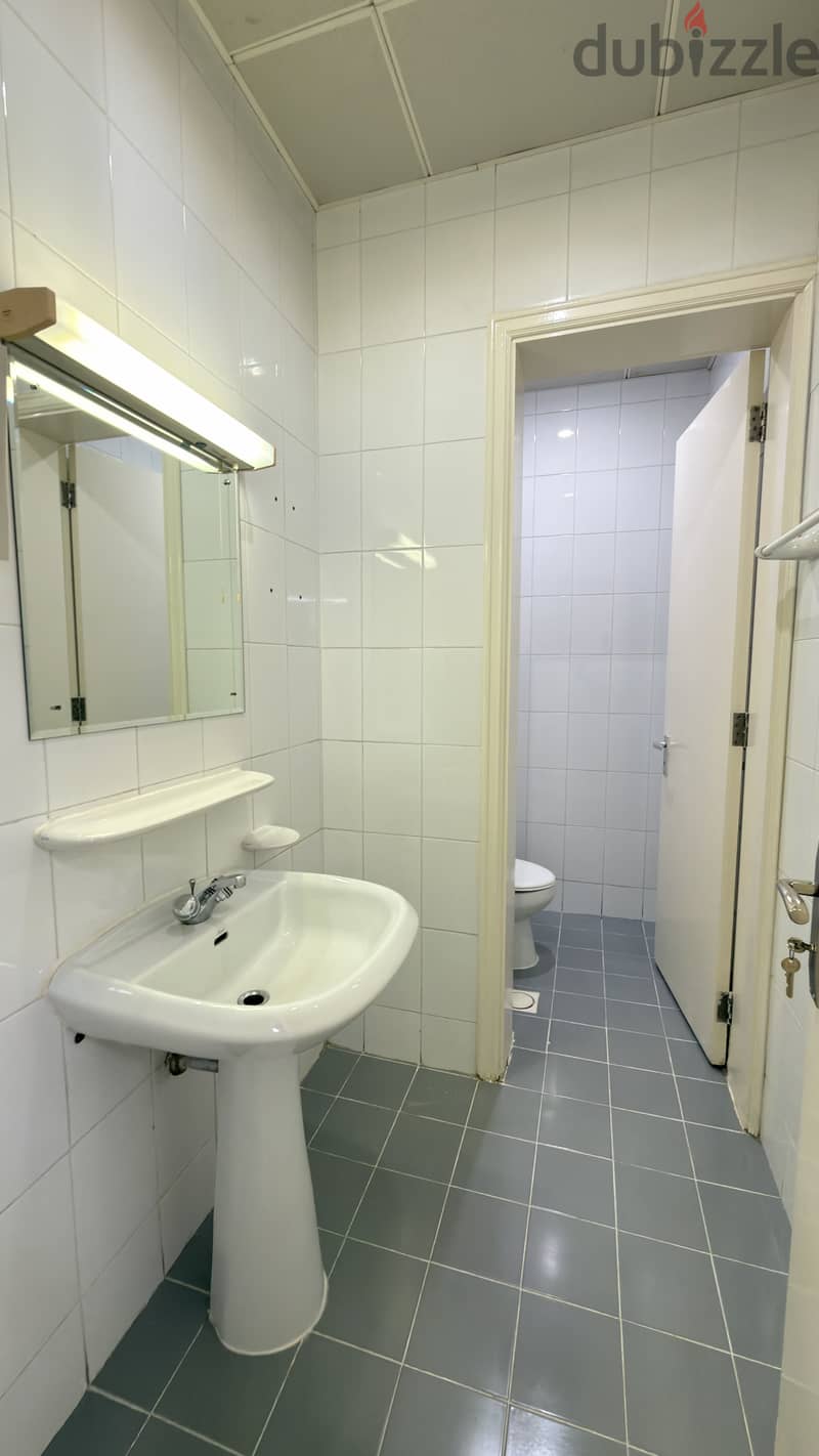 Office space for rent in MSQ 7