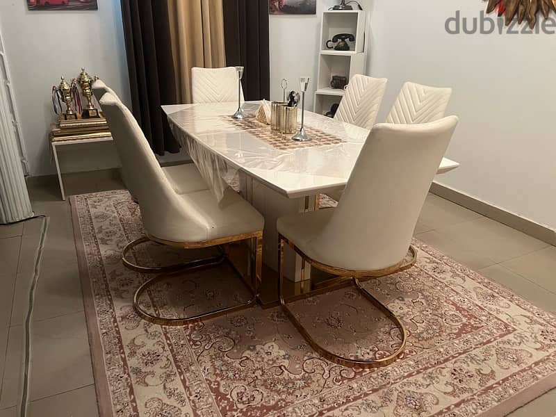 dinning table 6