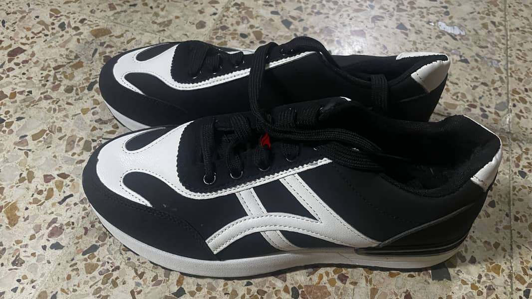 Mens New Casual Sneakers 2