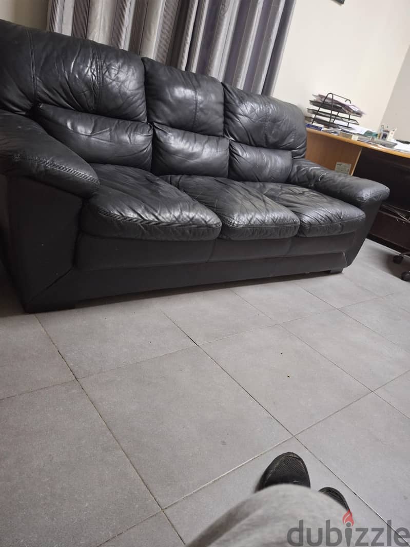 3 setar  Lader sofa  for sale good condition 1