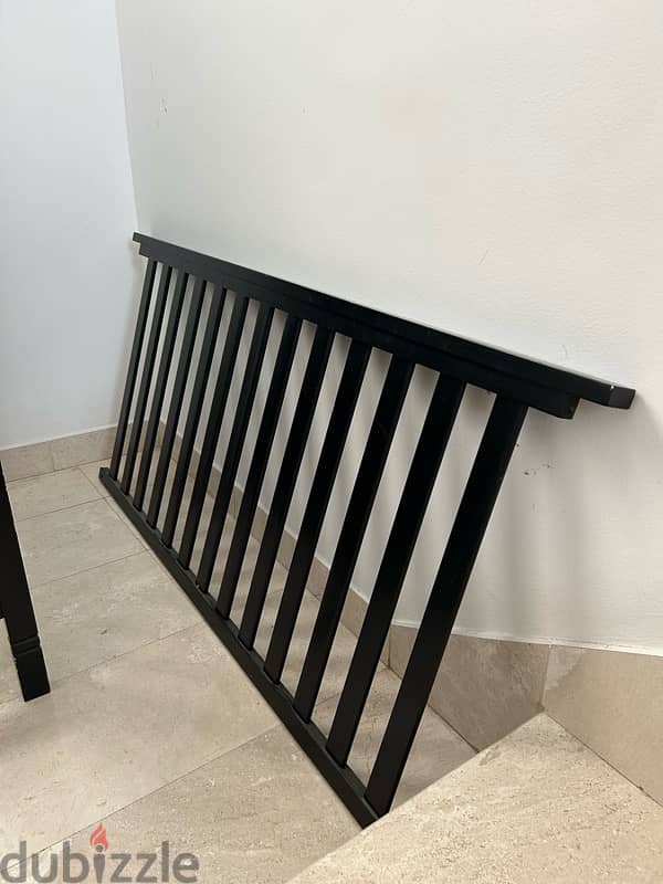 Baby crib/ day bed 2