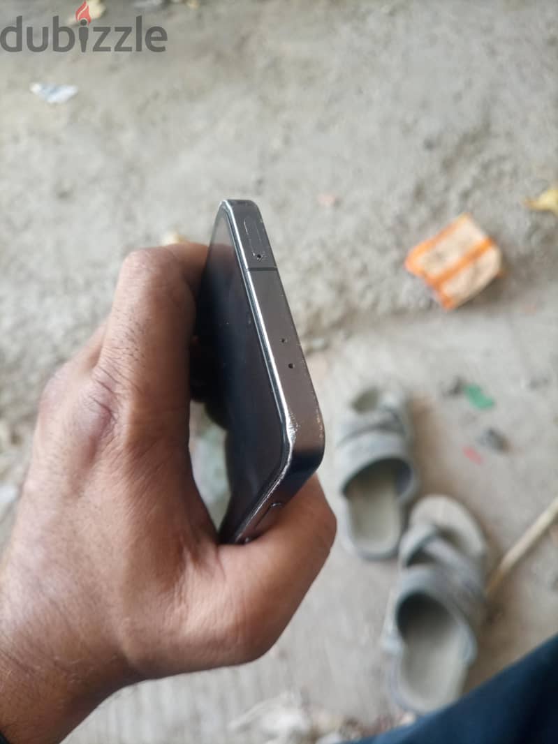 Samsung S24 7