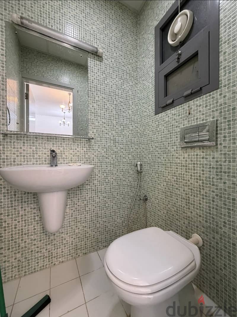 Commercial / Residential Apartment for Rent in Ruwi 2