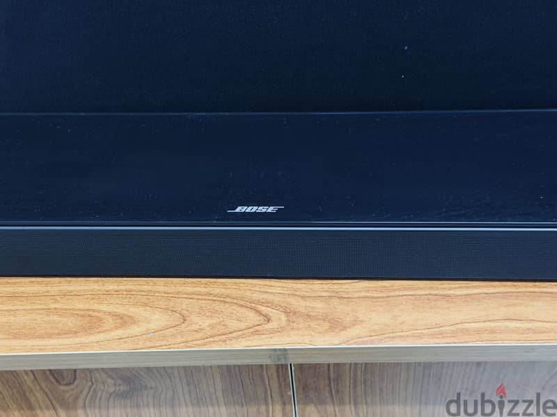 Bose Soundbar 700 1