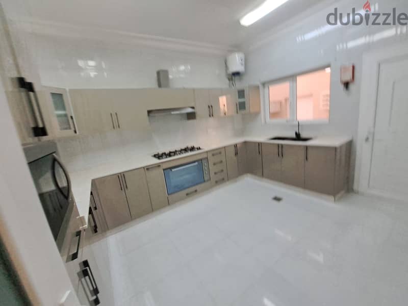 bright house near muscat wave very good conditiones 7