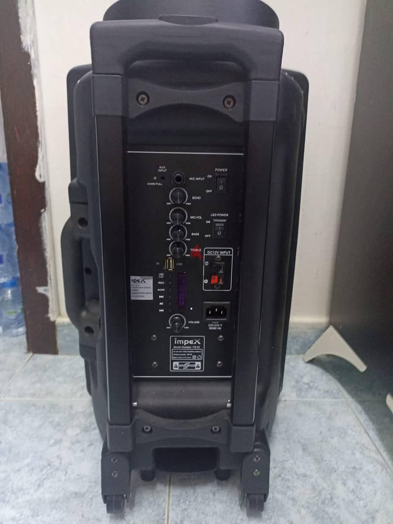 Impex  trolley speakers TS81 2