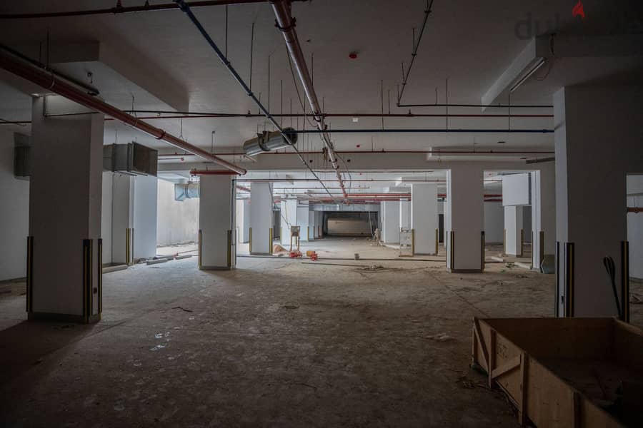 Commercial space for rent 6