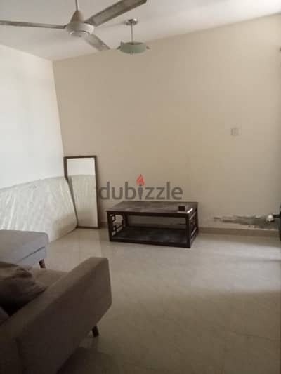 Single room available for rent