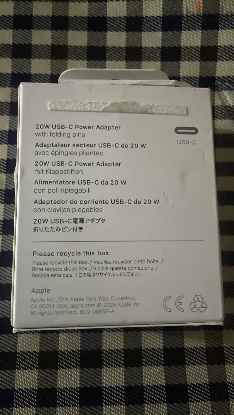 Original Apple 20W USB-C Type Power Adapter 3