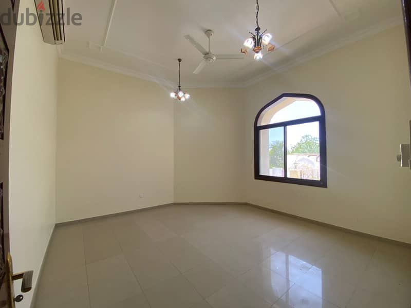 Villa 6BHK villa for rent in madinat Illam 17