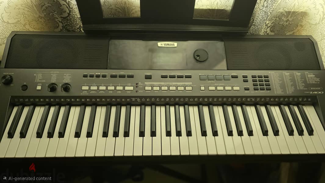 YAMAHA PSR- I400 61 organ style keys with stand. 1