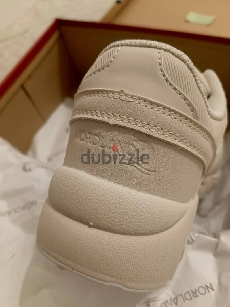 Shoes (Beige color) 3
